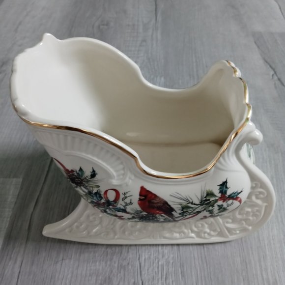 Lenox Holiday Sleigh - Picture 2 of 3